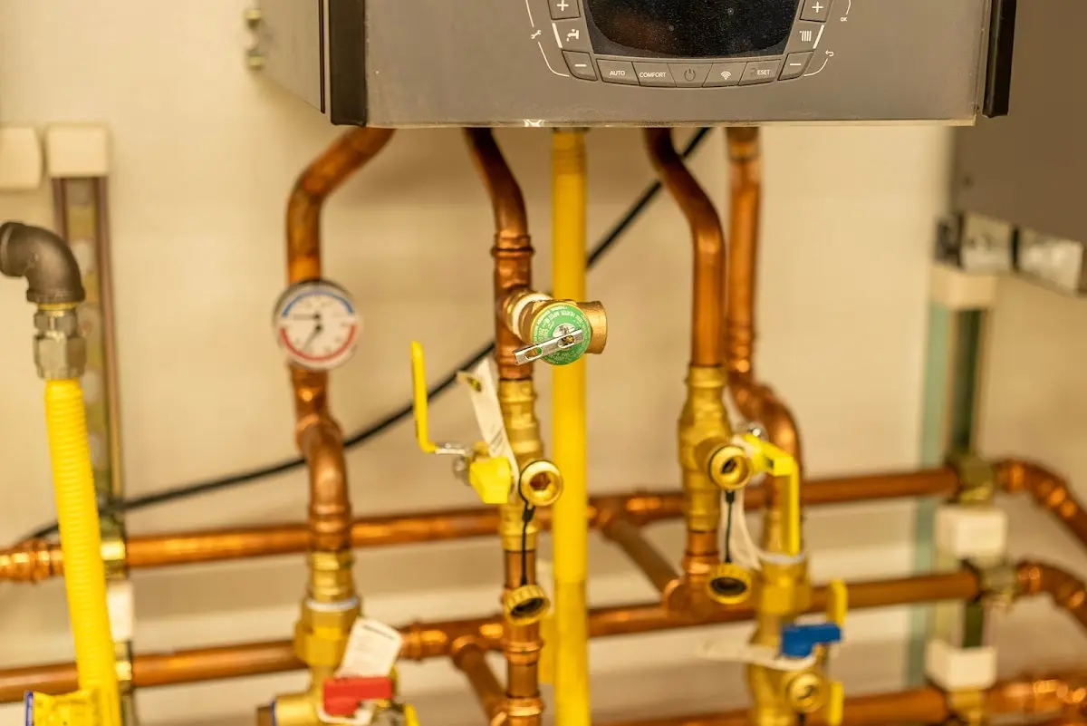 Licensed technician providing Sewer Cleanout for a homeowner in Okeechobee